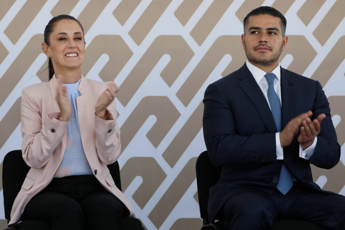 Claudia Sheinbaum y Omar García Harfuch encabezaron la graduación de la Generación 282, 1a de Custodia Penitenciaria y Estudios Superiores de la Universidad de la Policía.